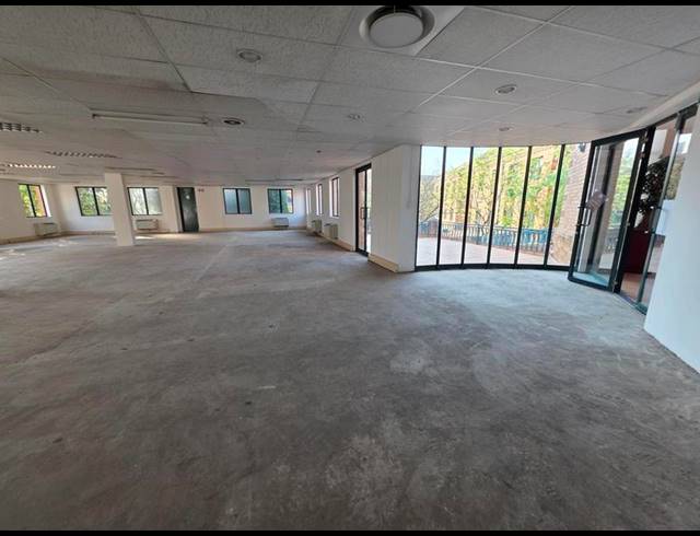 BUSINESS PROPERTY TO RENT IN MENLYN